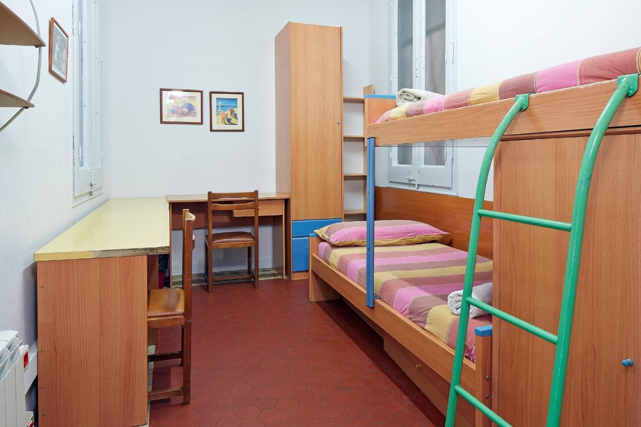 B&B Estudiantes Balmes Βαρκελώνη Εξωτερικό φωτογραφία
