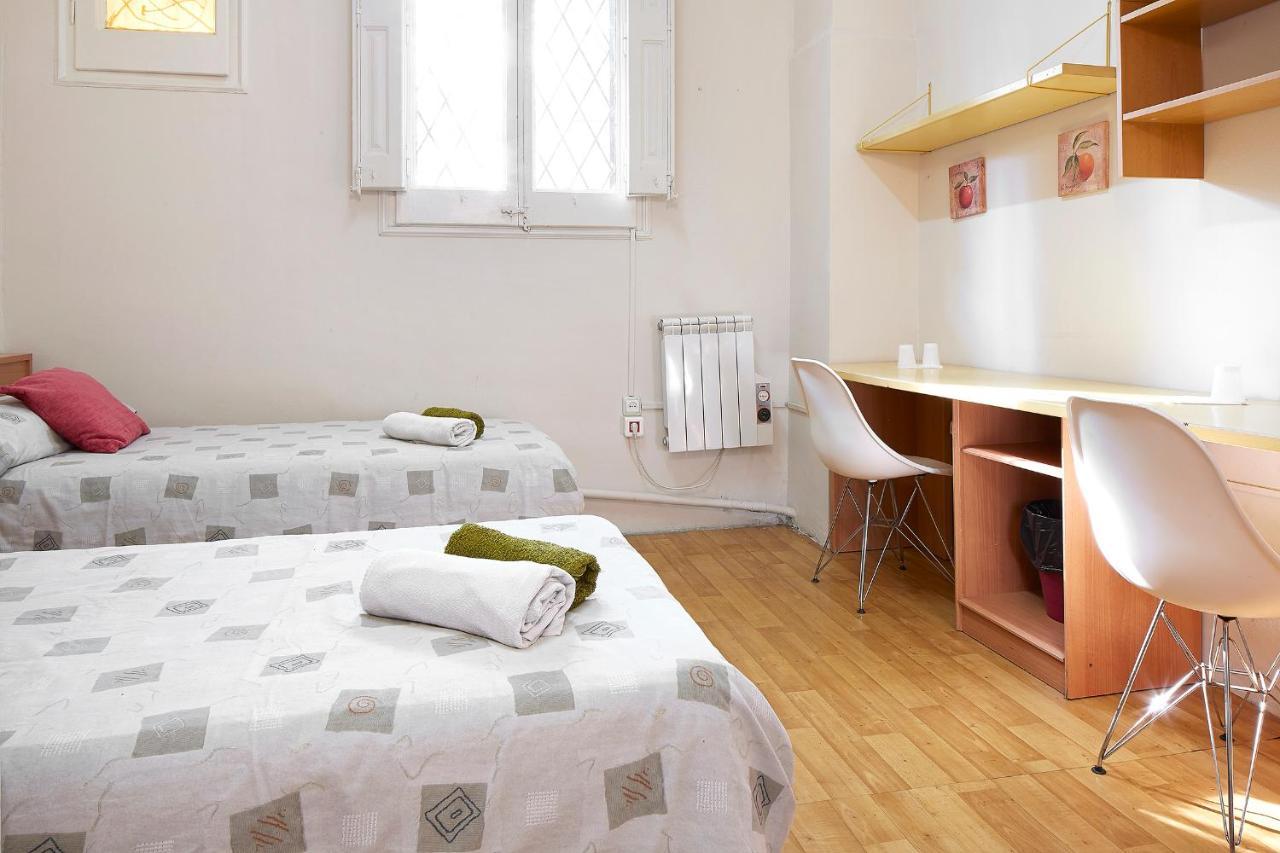 B&B Estudiantes Balmes Βαρκελώνη Εξωτερικό φωτογραφία