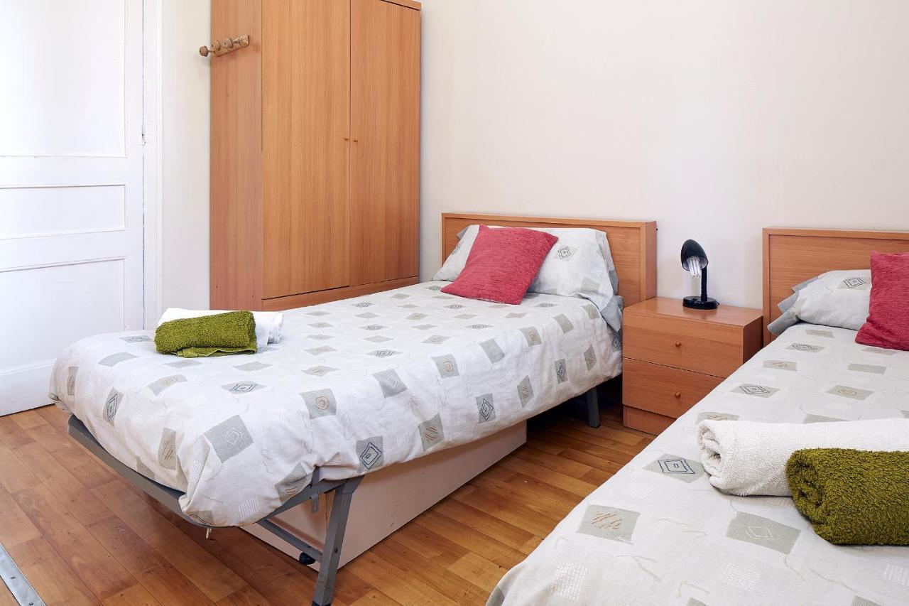 B&B Estudiantes Balmes Βαρκελώνη Εξωτερικό φωτογραφία