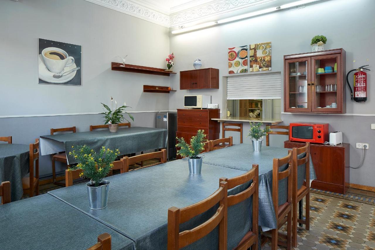 B&B Estudiantes Balmes Βαρκελώνη Εξωτερικό φωτογραφία